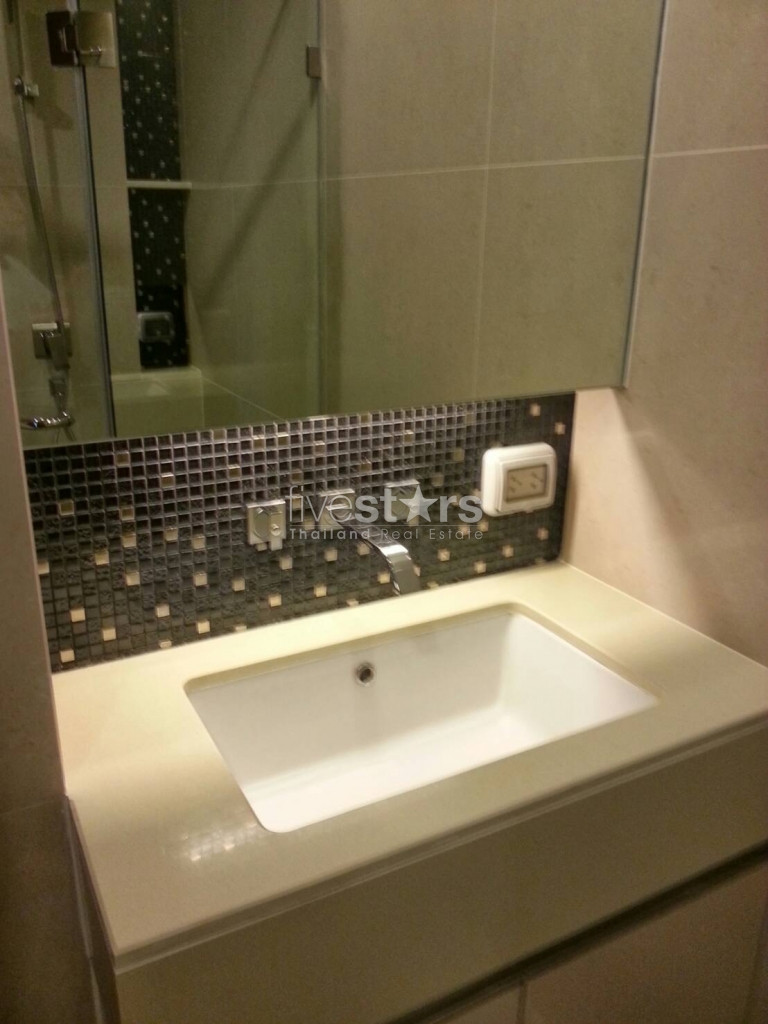2 bedroom condo for rent close to Chongnonsi BTS station, photo 6