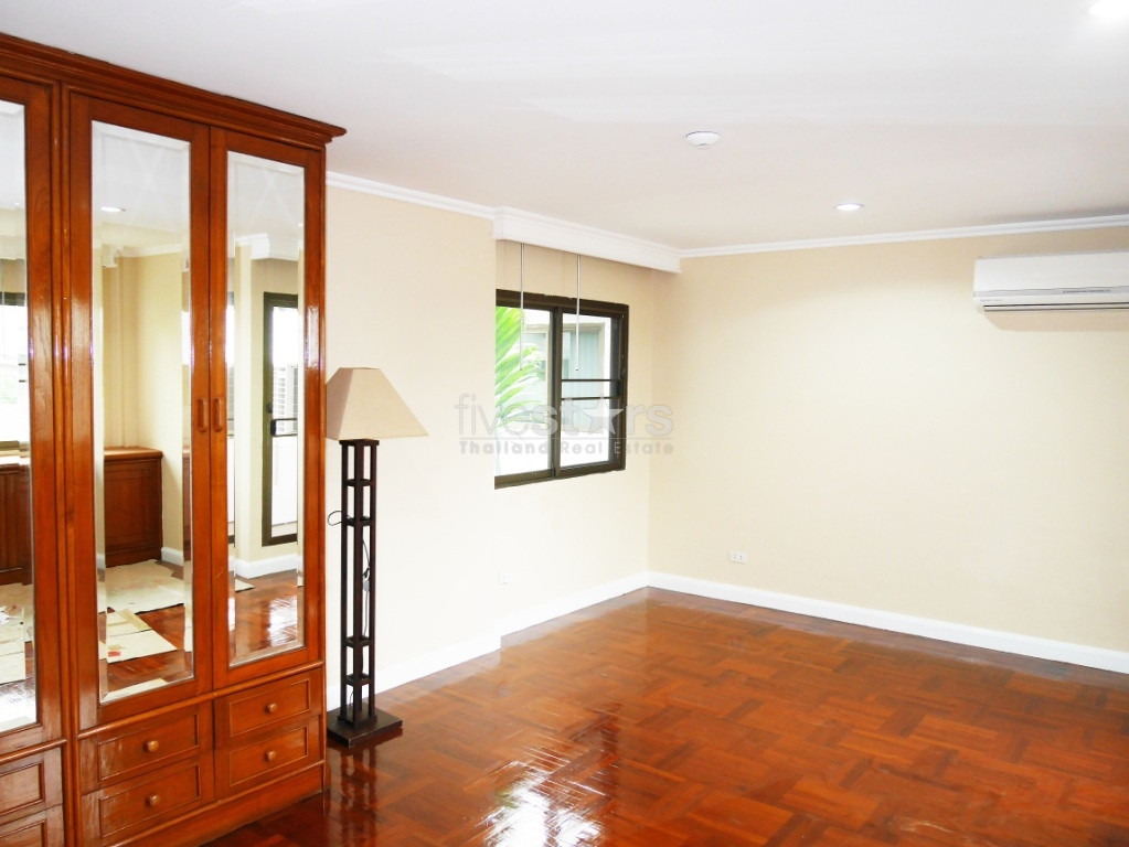 Maison de 4 chambres dans un complexe privé, photo 8