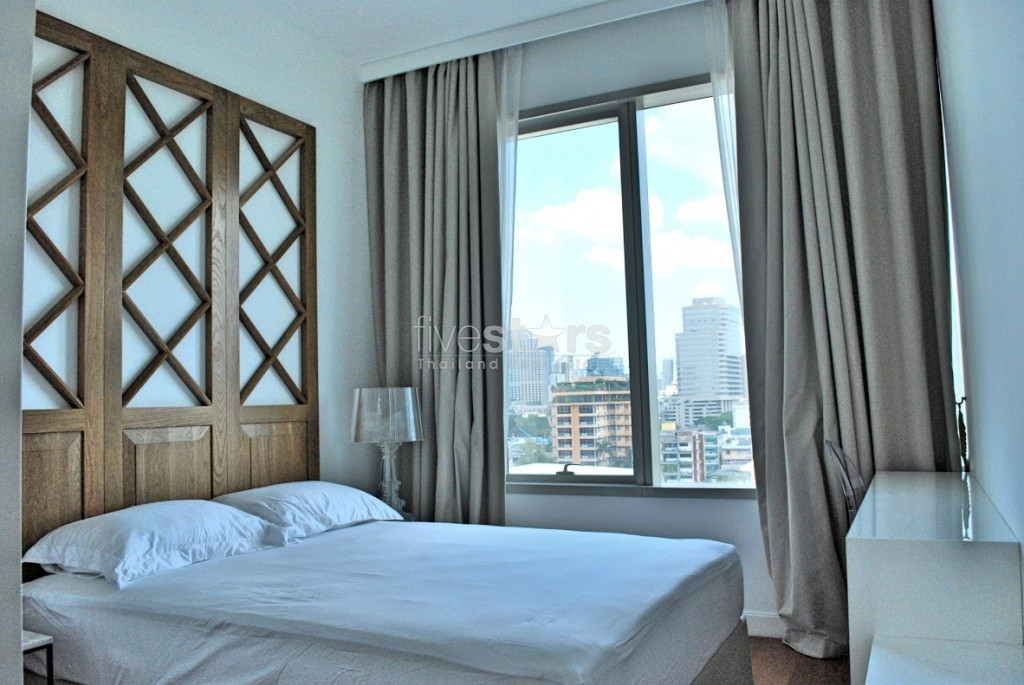 2 bedroom condo for rent close to the BTS Rajadamri station, photo 4
