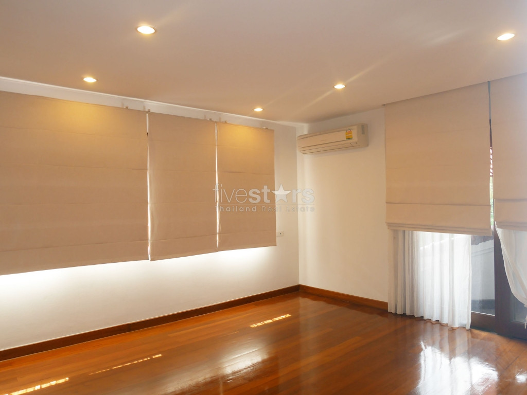 5+1 bedroom house with private pool, photo 10
