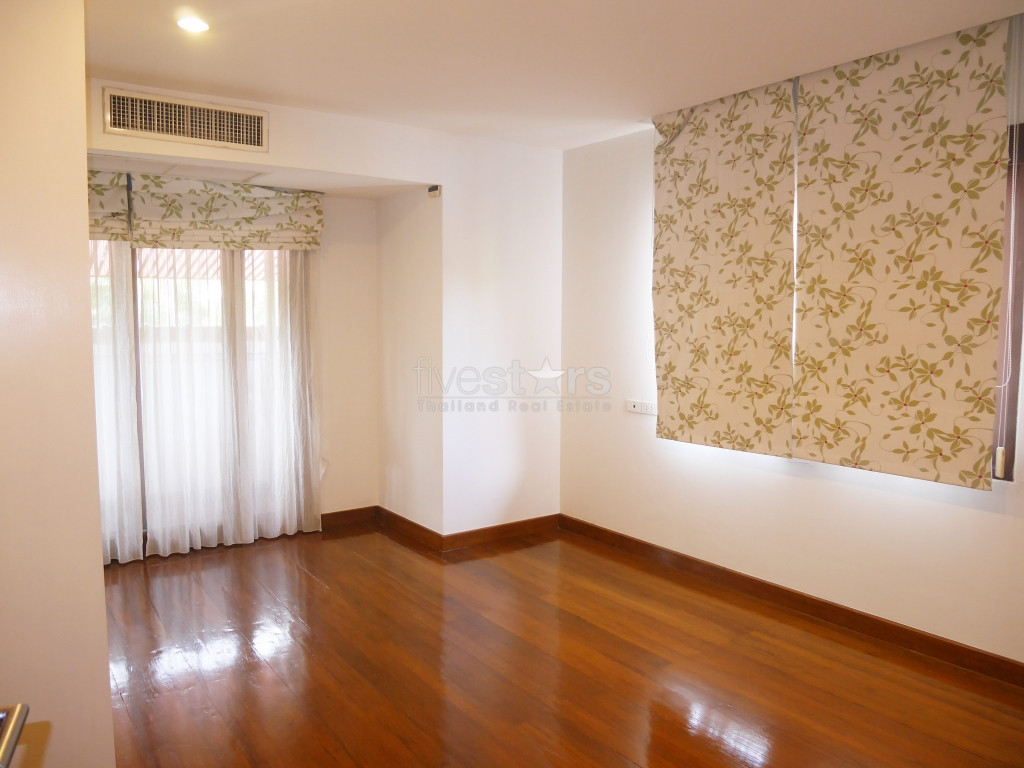 5+1 bedroom house with private pool, photo 9