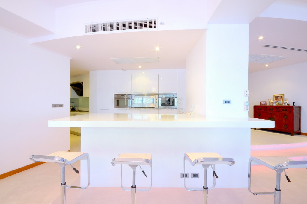 2-chambres moderne avec une superbe vue sur le fleuve Chao Phraya, photo 5