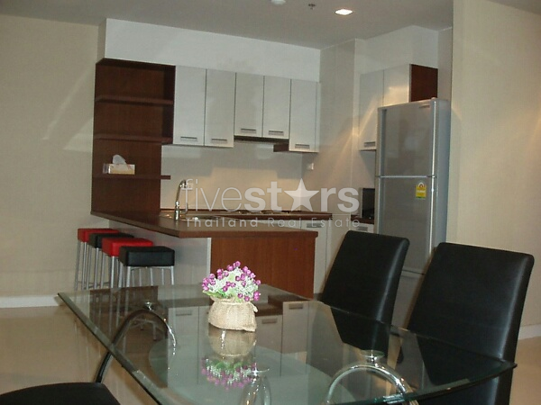 Appartement 2 chambres spacieux sur Sukhumvit 11