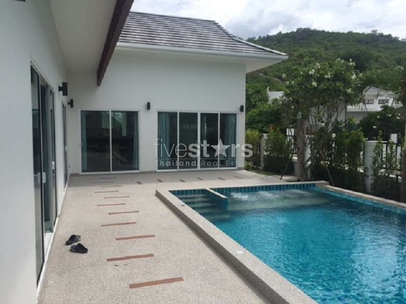 Villa tropicale avec piscine proche de plage, photo 3