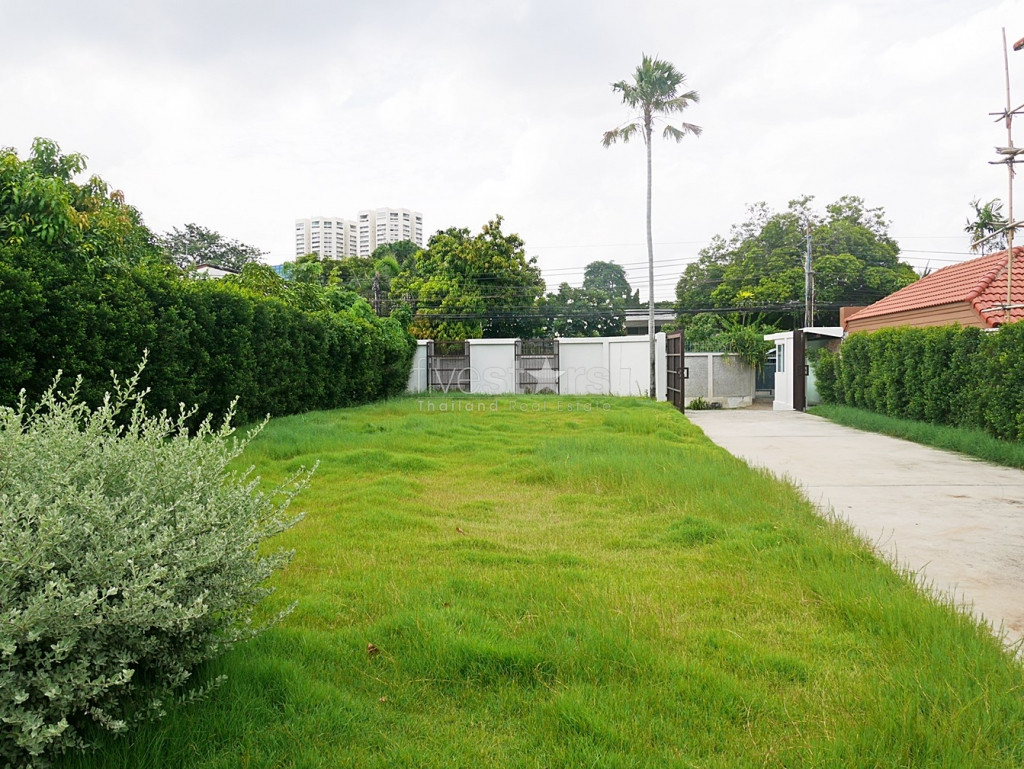 Maison individuelle sur grand terrain avec piscine privée, photo 2