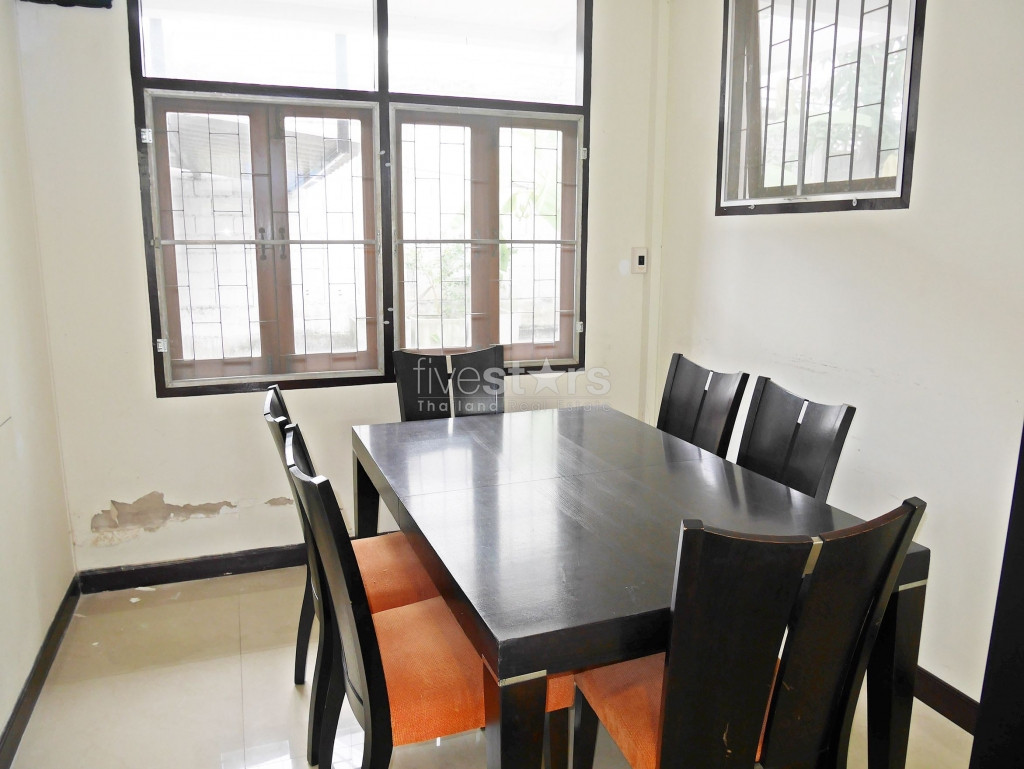 3 bedroom home office in quiet area of Phrom Phong, photo 5