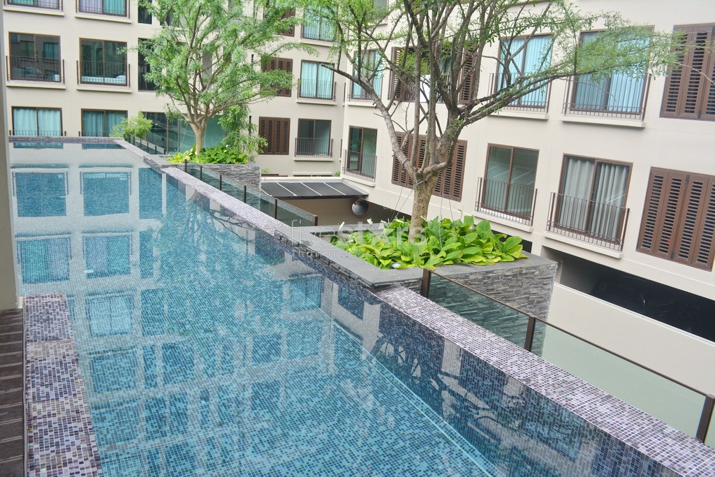 Appartement 2 chambres en angle bien placé quartier Phromphong, photo 9