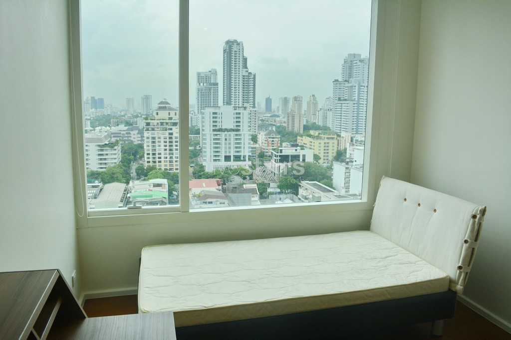 3-bedroom high floor corner unit close to BTS Asoke & MRT Sukhumvit, photo 7