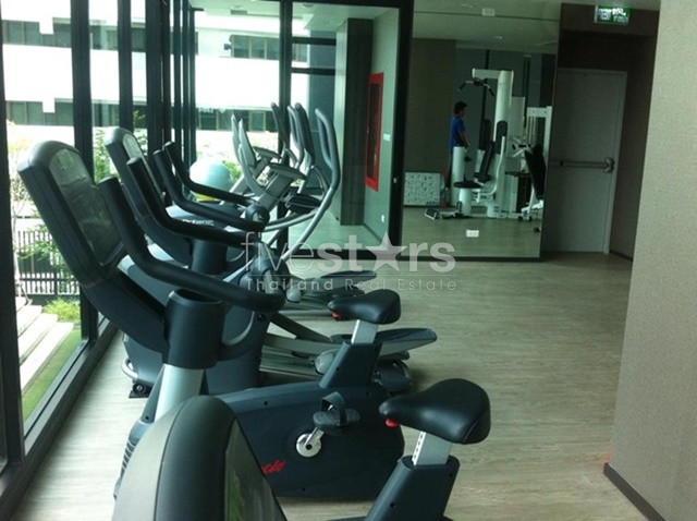 2 bedroom condo for rent on Petchaburi road, photo 9
