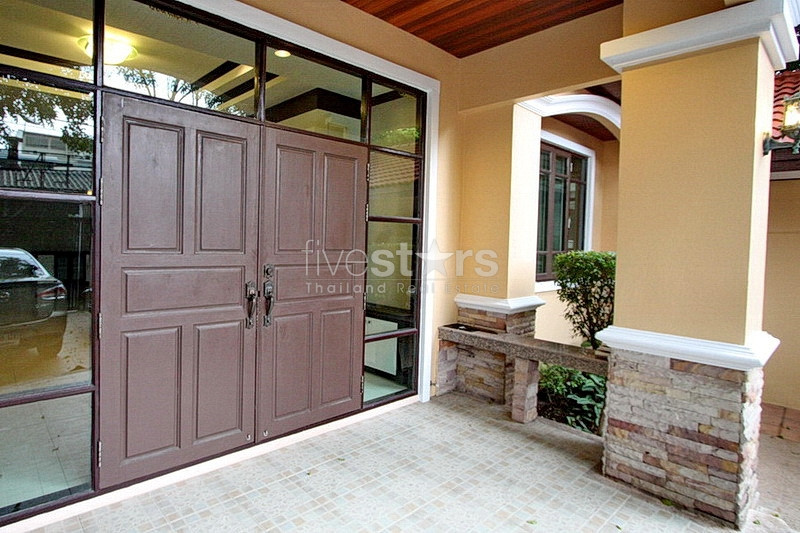 Maison avec 4 chambres Sukhumvit quartier Ekamai, photo 2