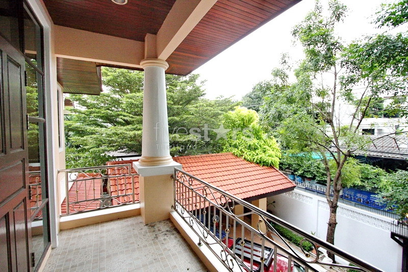 Maison avec 4 chambres Sukhumvit quartier Ekamai, photo 8