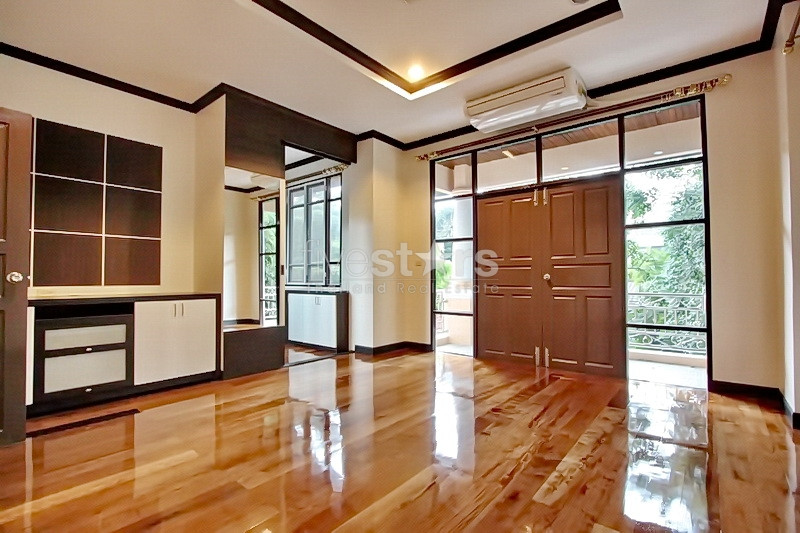Maison avec 4 chambres Sukhumvit quartier Ekamai, photo 5