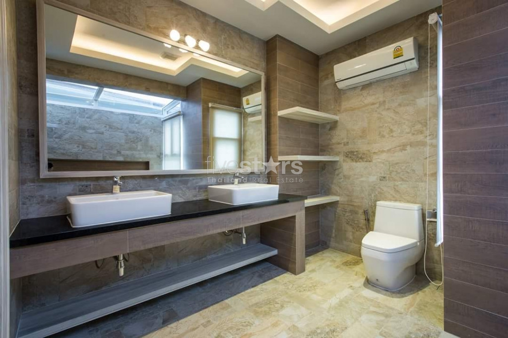 A saisir - Opportunité - Luxueuse Villa neuve avec piscine - prête à vivre, photo 9