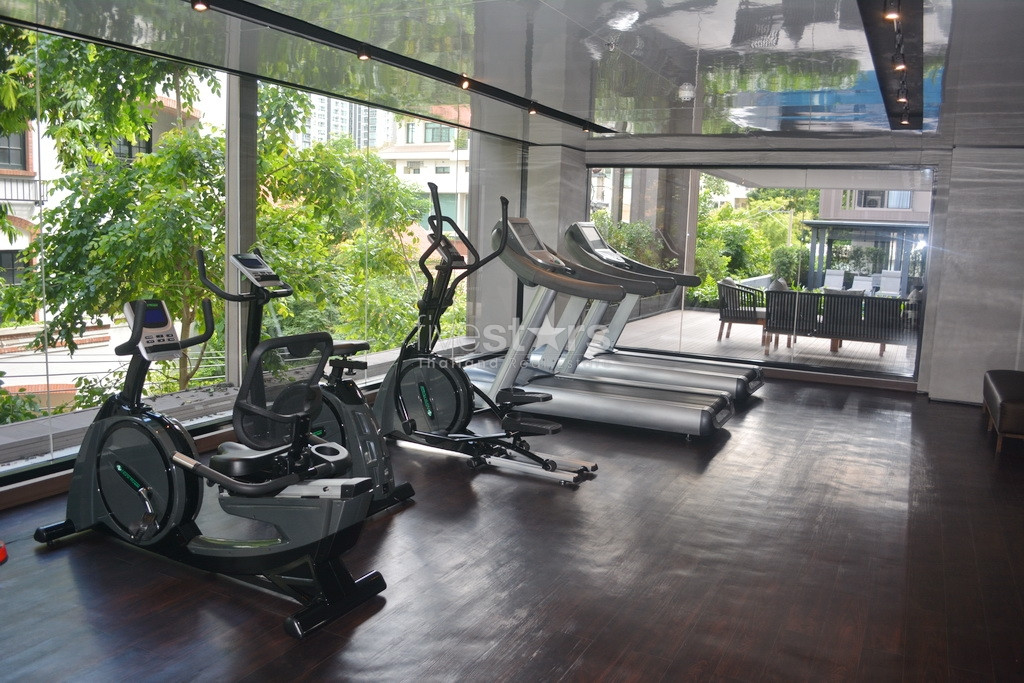 2-bedroom condo in modern residence of Sathorn, photo 10