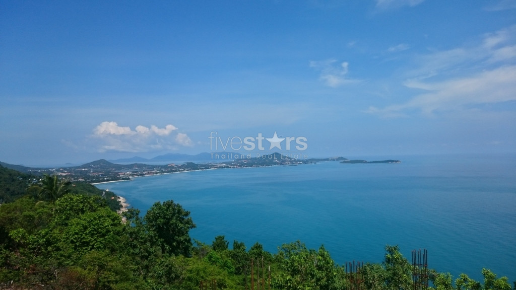 Magnifique terrain niché sur les collines entre Chaweng et Lamai