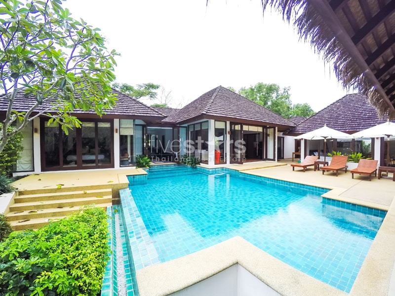 Jolie villa avec piscine privée située à 300 mètres seulement de la plage de Bang Tao