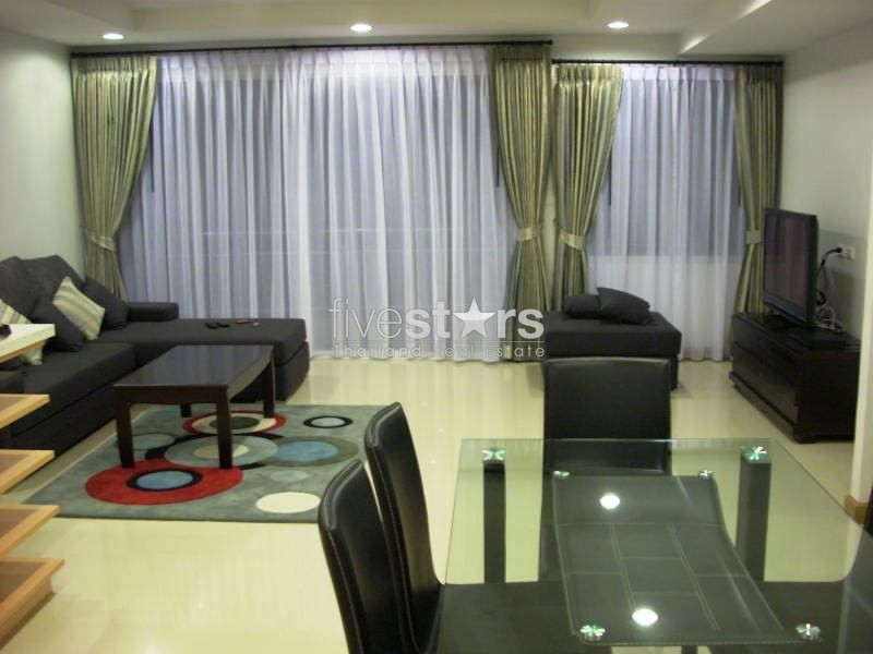 Appartement 2 chambre dans résidence calme quartier Phromphong