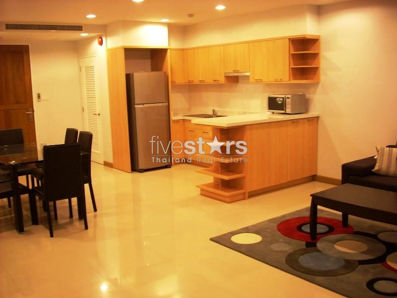 Appartement 2 chambre dans résidence calme quartier Phromphong, photo 2