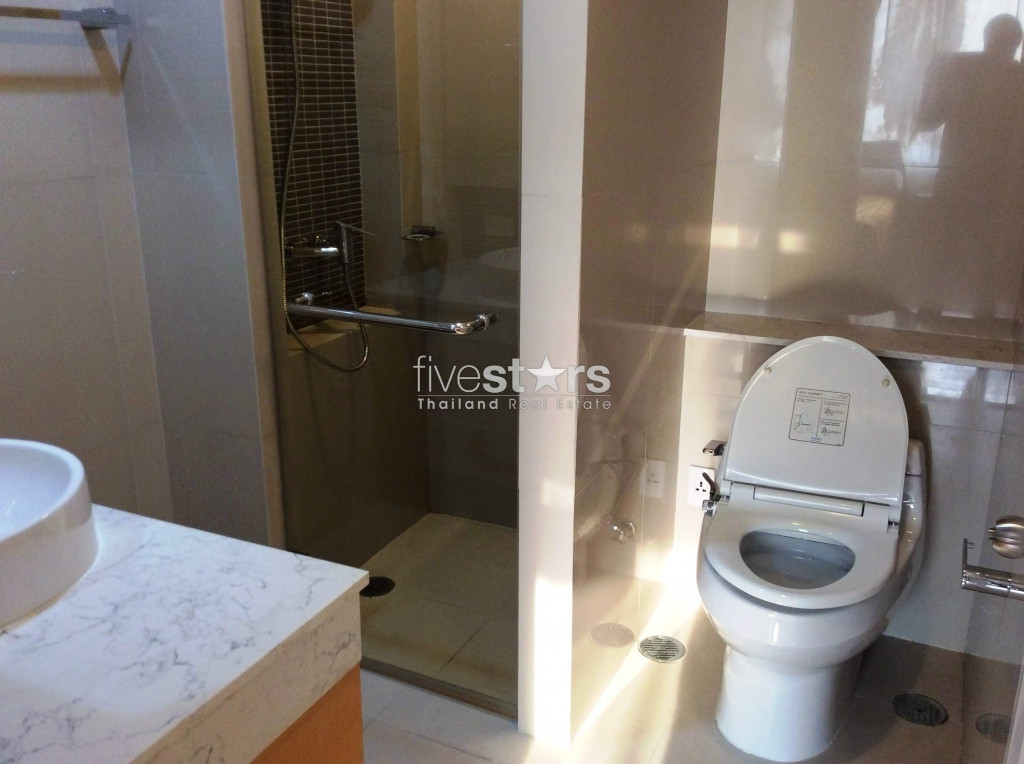 Appartement 2 chambre dans résidence calme quartier Phromphong, photo 5