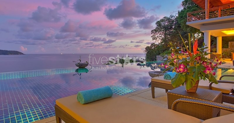 Luxury and prestigious villa nestled in the quiet and protected development of Millionaire’s Mile, photo 3