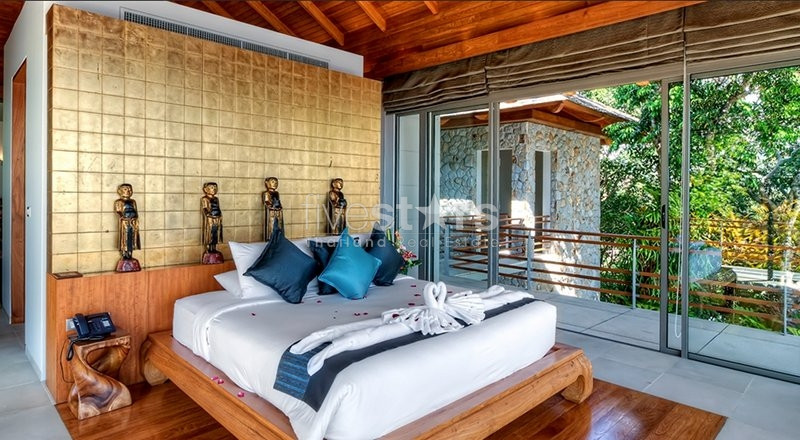 Luxury and prestigious villa nestled in the quiet and protected development of Millionaire’s Mile, photo 6