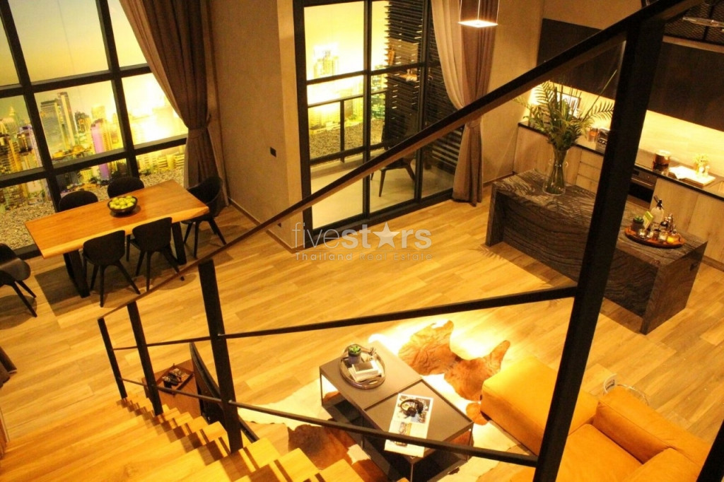 Appartement Penthouse Duplex à vendre, situé au dessus du 40° étage , quartier Asoke., photo 2