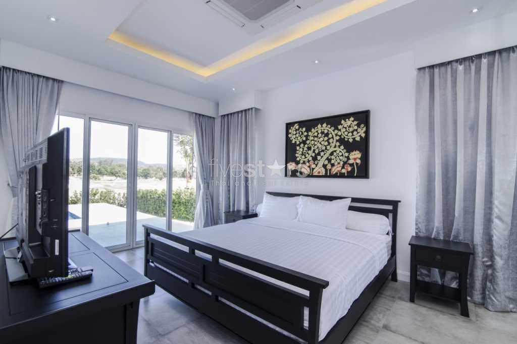 Villa avec piscine et accès direct au golf à Hua Hin, photo 6