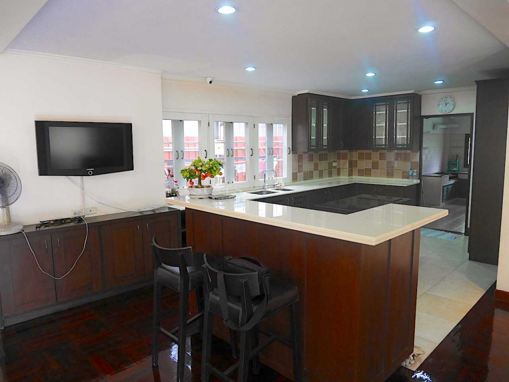 Maison avec une dependance, photo 5