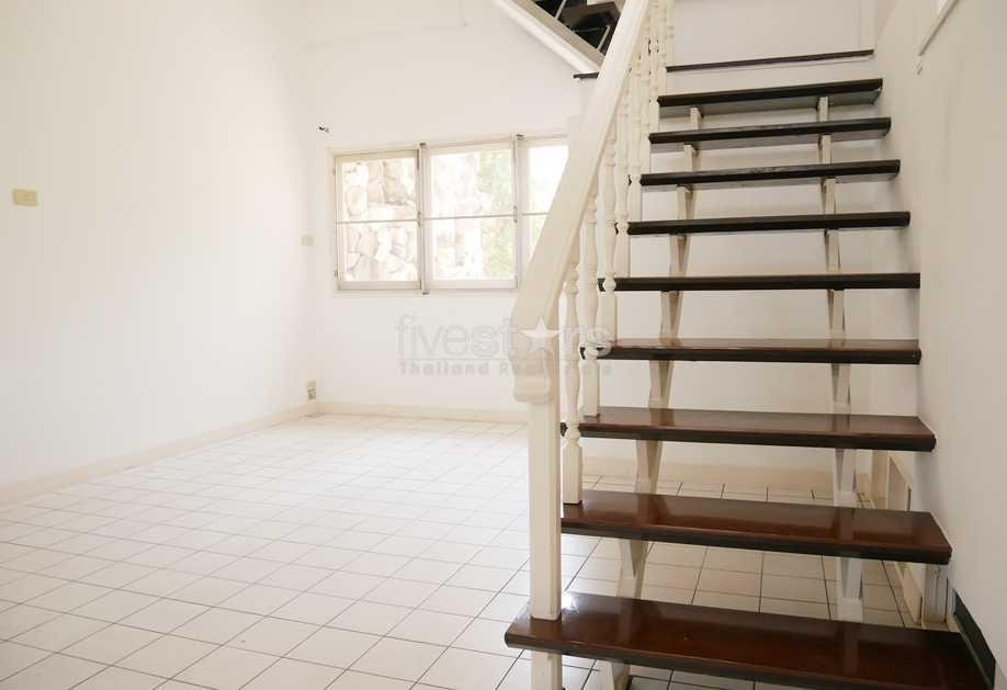 Maison 3 chambres avec piscine privée quartier Pra Khanong, photo 7