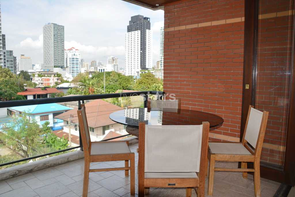 3-bedroom very spacious condo in mid-rise cozy residence, photo 5