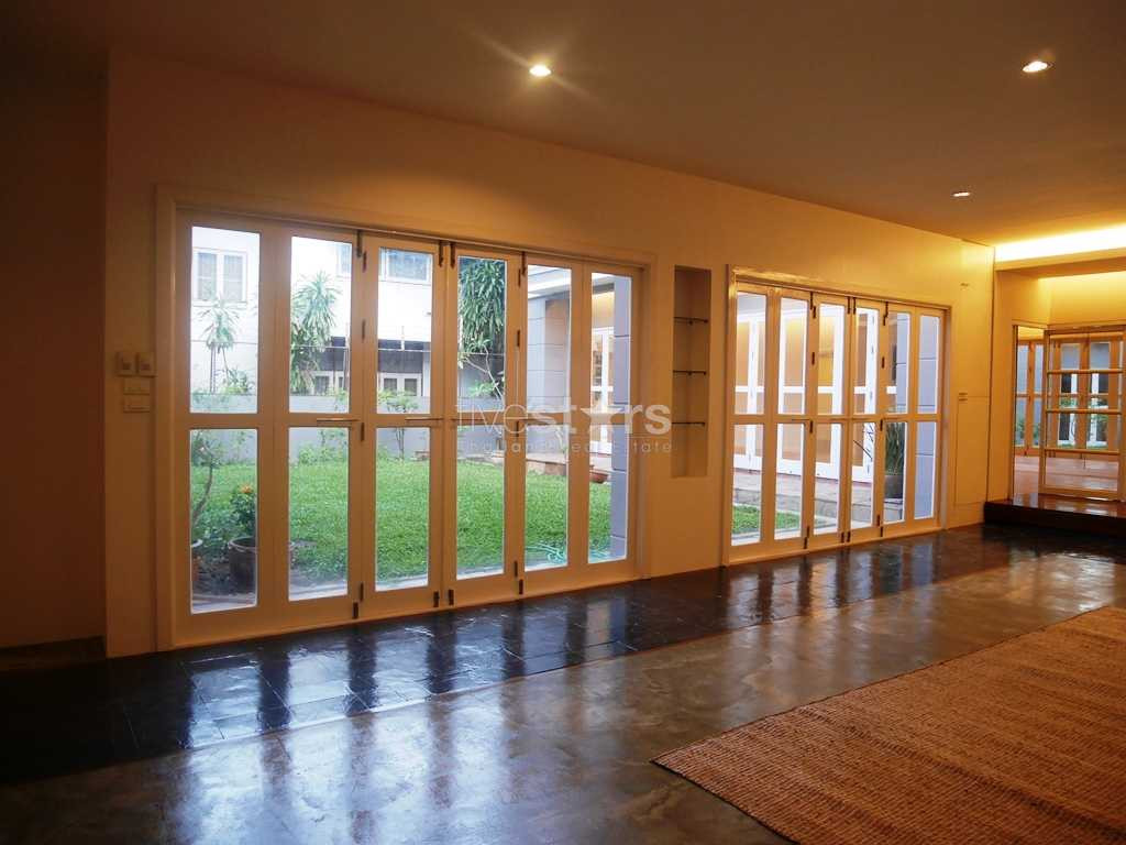 Maison spacieuse avec 4 chambres quartier Ekamai, photo 3