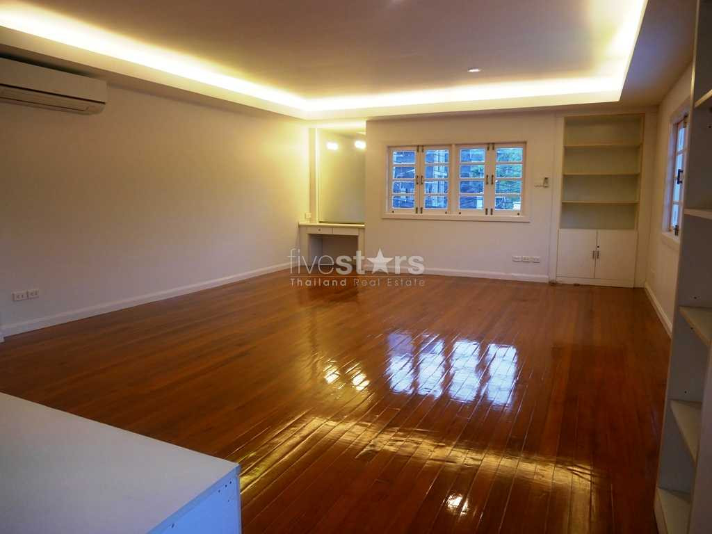 Maison spacieuse avec 4 chambres quartier Ekamai, photo 9