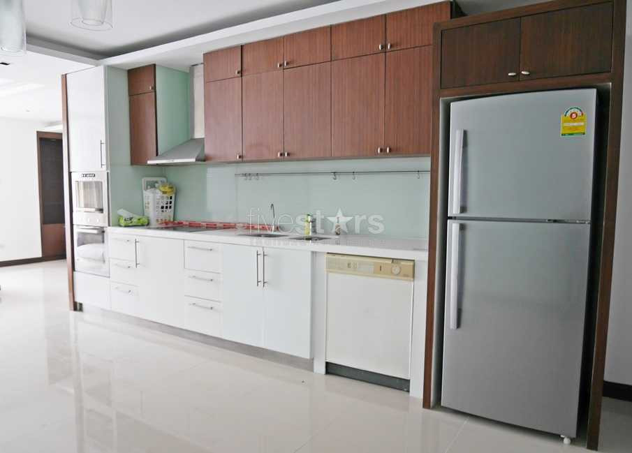 Appartement 2 chambres spacieux très bien placé quartier Thonglor, photo 5