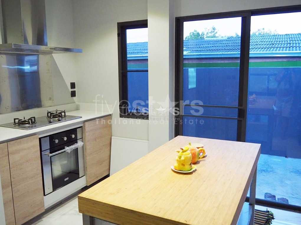 Maison moderne 4 chambres avec piscine privée, photo 6