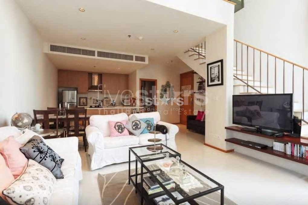 Appartement duplex avec une chambre proche BTS Phrompong, photo 2