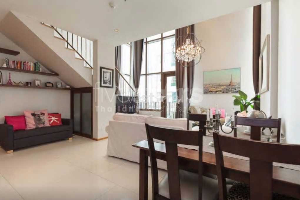Appartement duplex avec une chambre proche BTS Phrompong, photo 6