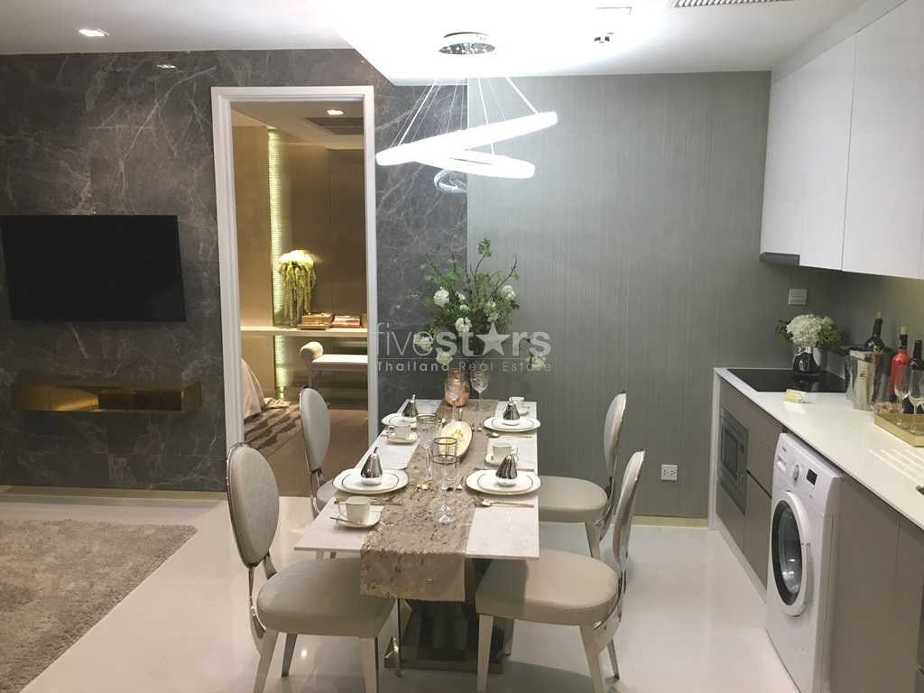 Bel appartement 2 chambres dans résidence moderne proche BTS Nana et Ploenchit, photo 2
