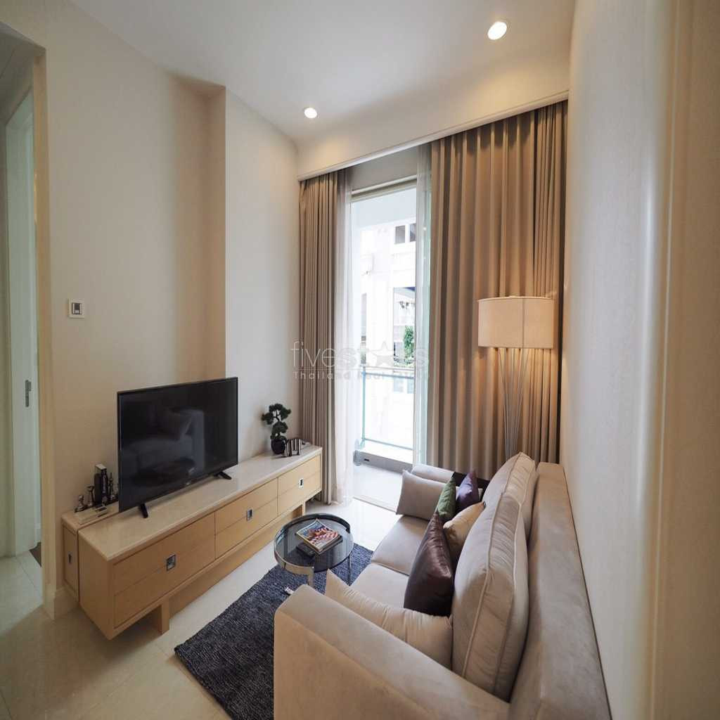 Bel appartement dans une résidence très chic proche BTS Ratchadamri, photo 2
