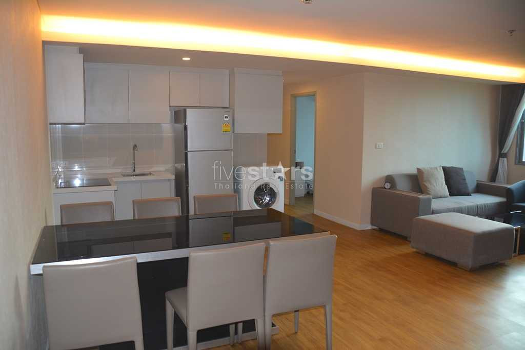 Two-bedroom corner unit in Nanglinchee area, photo 2