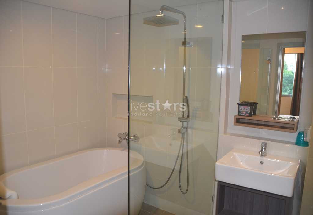 Two-bedroom corner unit in Nanglinchee area, photo 7