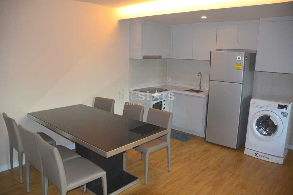 Two-bedroom corner unit in Nanglinchee area, photo 3