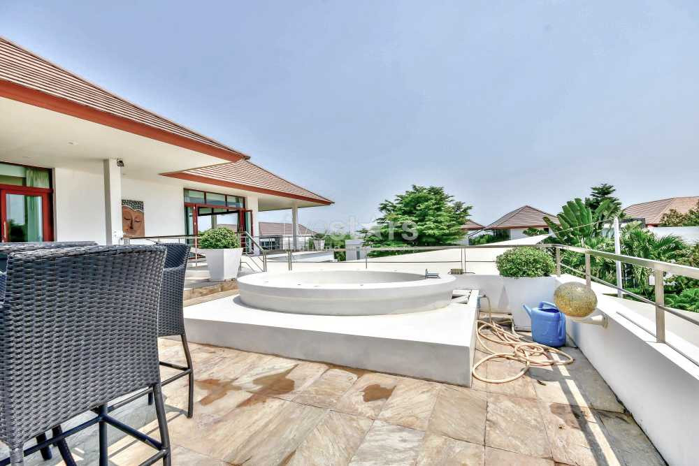 Belle maison 4-chambres avec piscine et vue sur les montagnes, photo 6