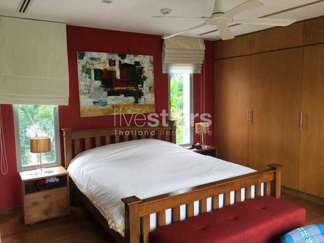 Jolie villa contemporaine avec piscine proche de la plage de Bang Tao, photo 8
