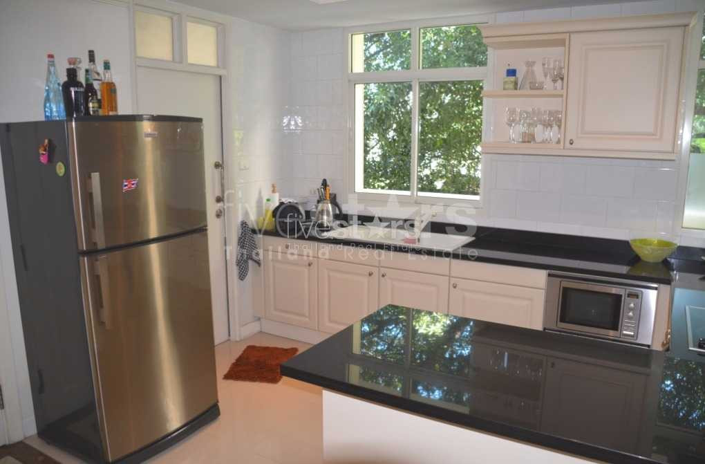 appartement spacieux avec 3 chambres proche parc Lumpini, photo 4