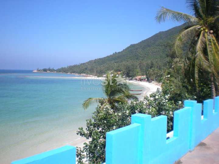 Beach front hotel with 21 rooms