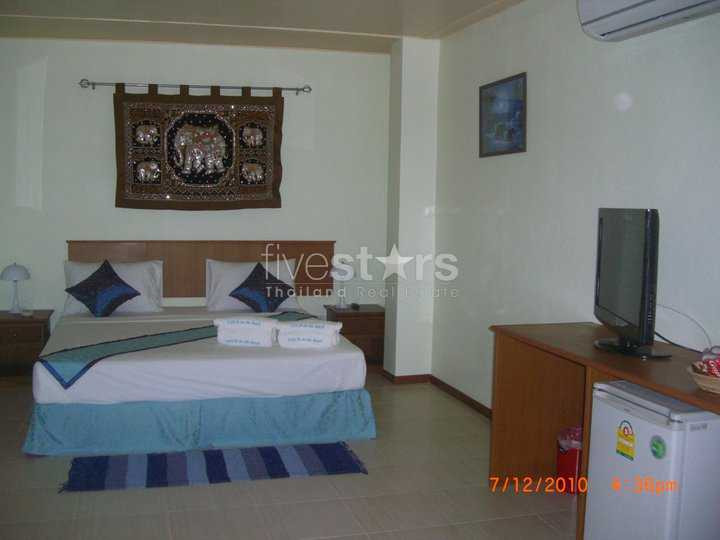 Beach front hotel with 21 rooms, photo 8