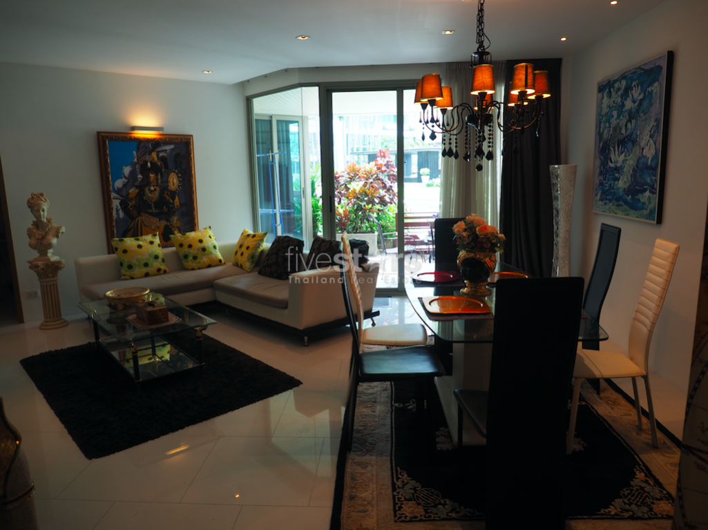 Spacious 2-bedrooms apartment in a luxury low-rise beachfront condo, photo 7