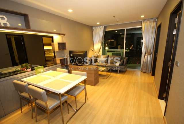 Appartement 1-chambre situé proche de la station de BTS Phra Kanong