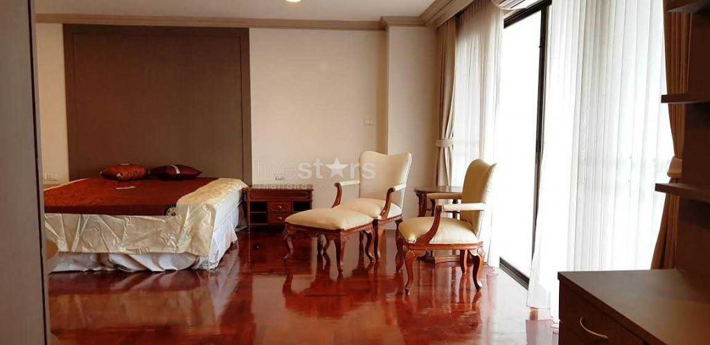 Spacieux appartement de 3-chambres proche de la station de BTS de Phrom Phong, photo 2