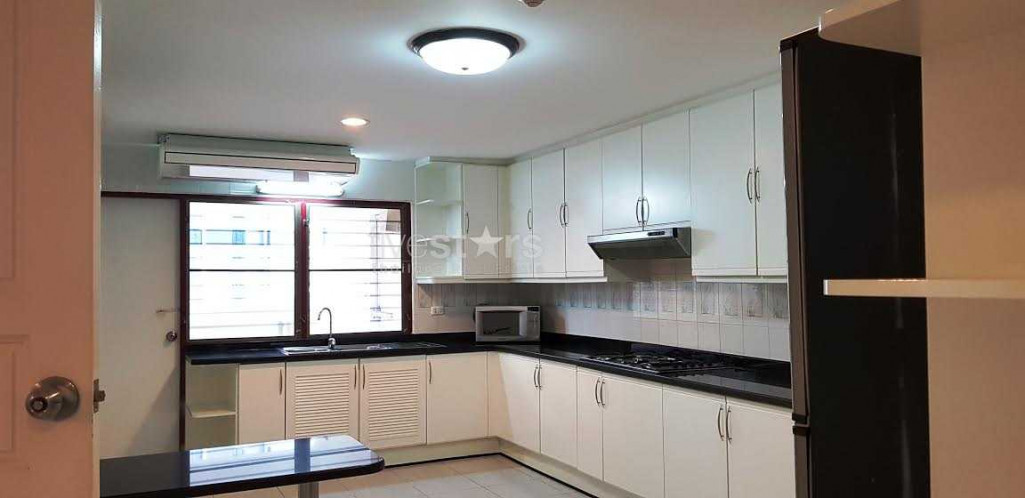 Spacieux appartement de 3-chambres proche de la station de BTS de Phrom Phong, photo 5